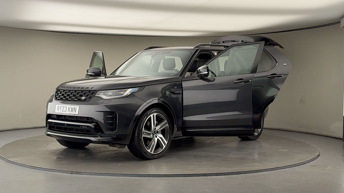 More views of Land Rover Discovery