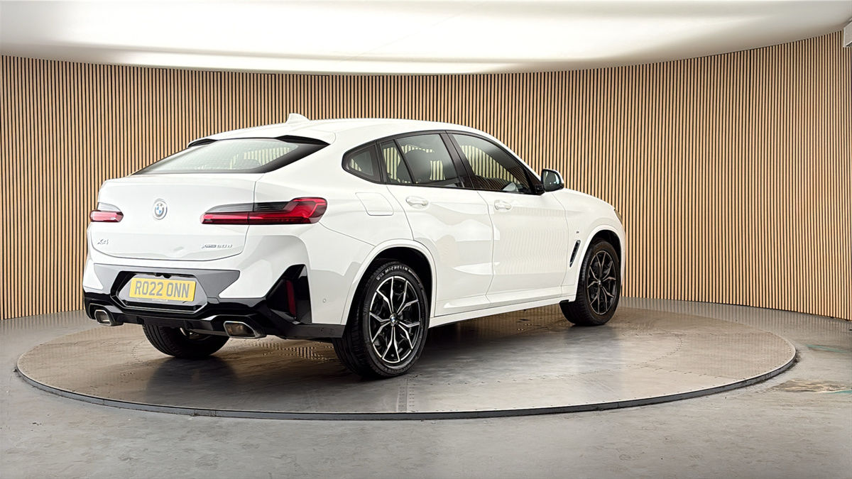 More views of BMW X4