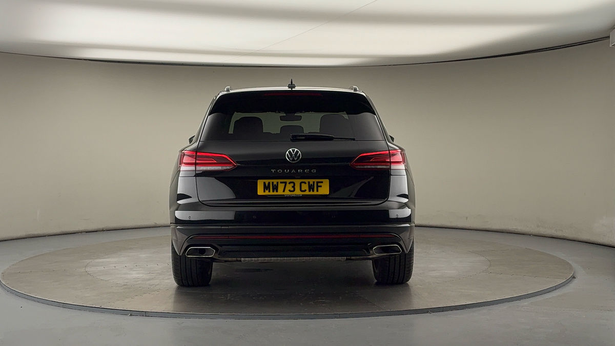 Volkswagen Touareg Image 4