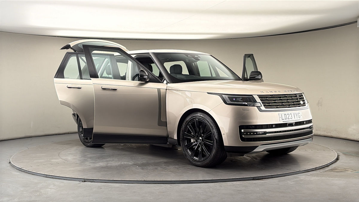 More views of Land Rover Range Rover