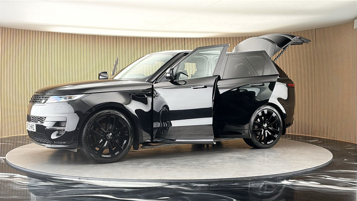 More views of Land Rover Range Rover Sport
