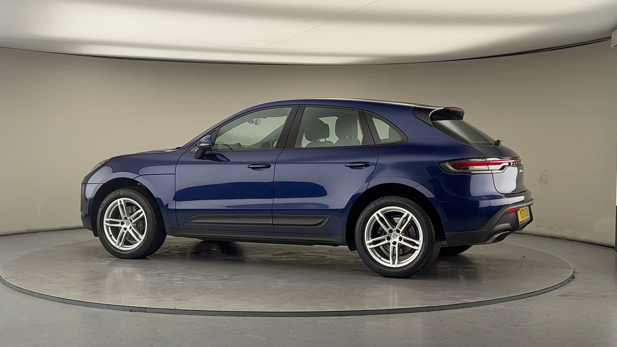 More views of Porsche Macan