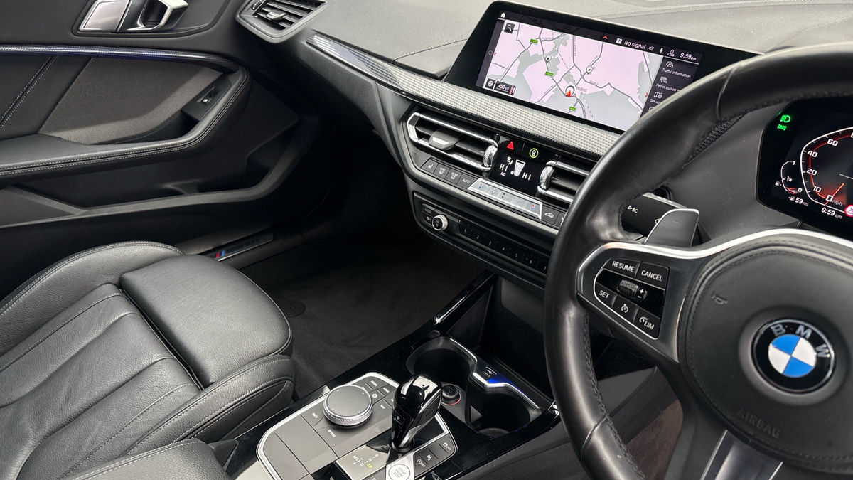 BMW 1 Series Image 18