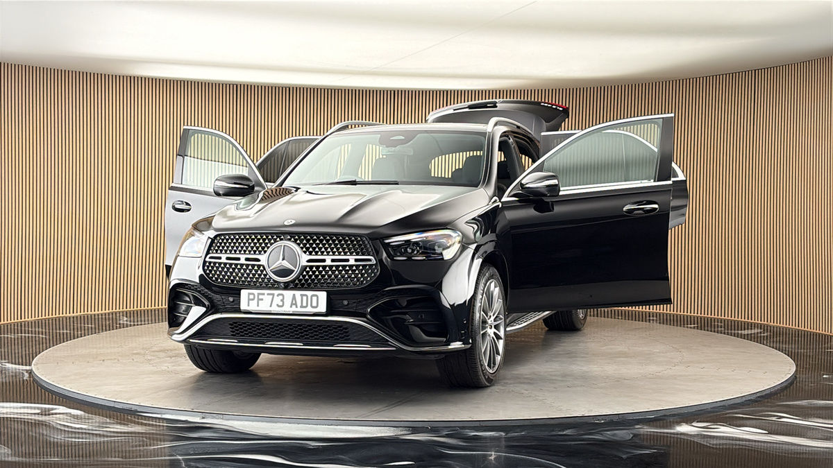 More views of Mercedes-Benz GLE