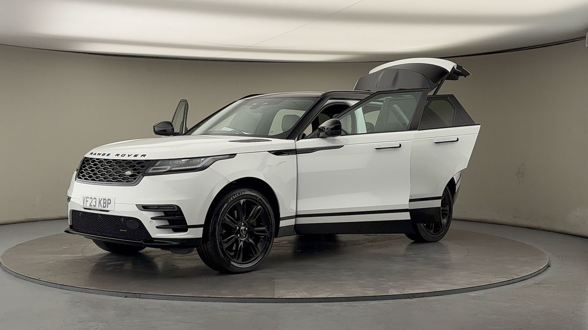 Land Rover Range Rover Velar Image 22