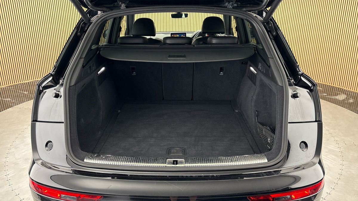 Audi Q5 Image 11