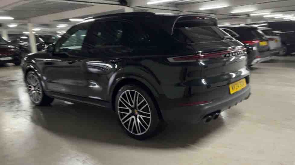 More views of Porsche Cayenne
