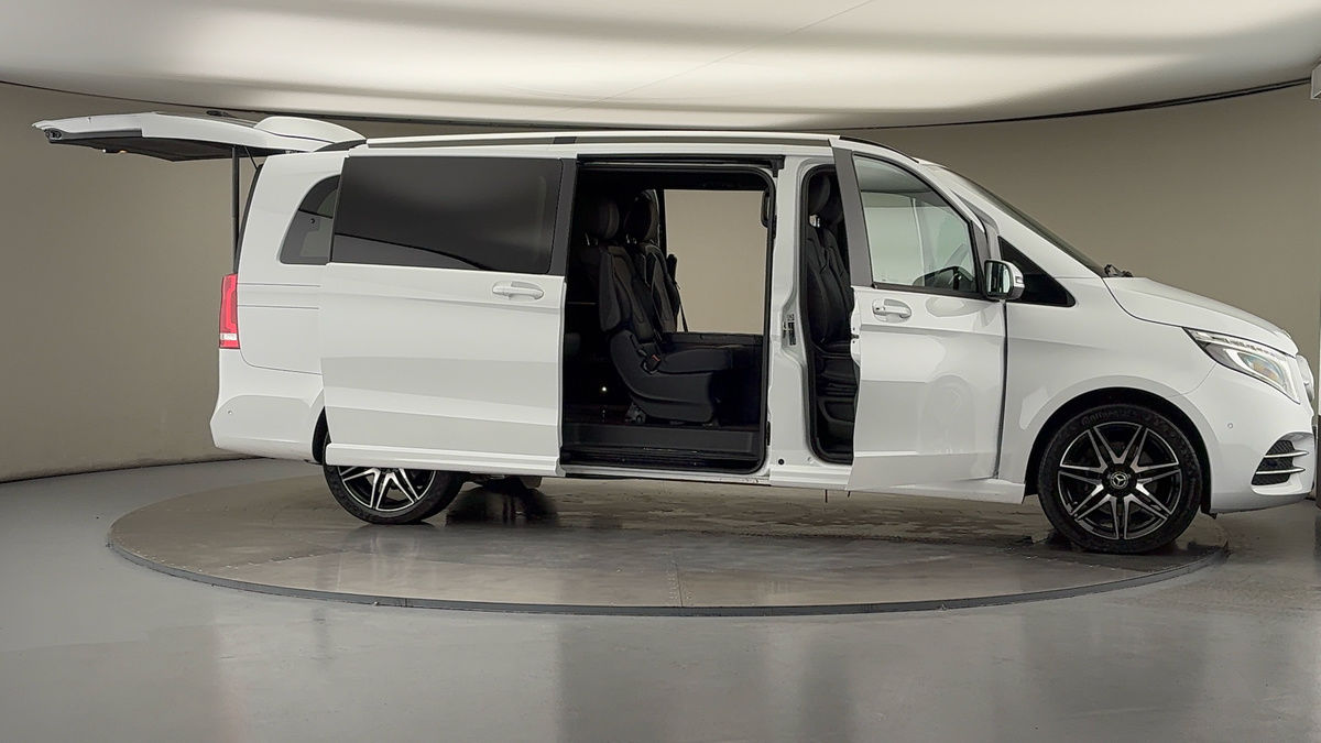 More views of Mercedes-Benz V Class