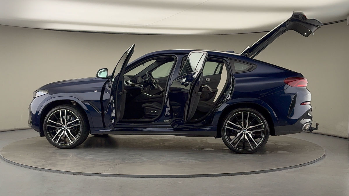 More views of BMW X6