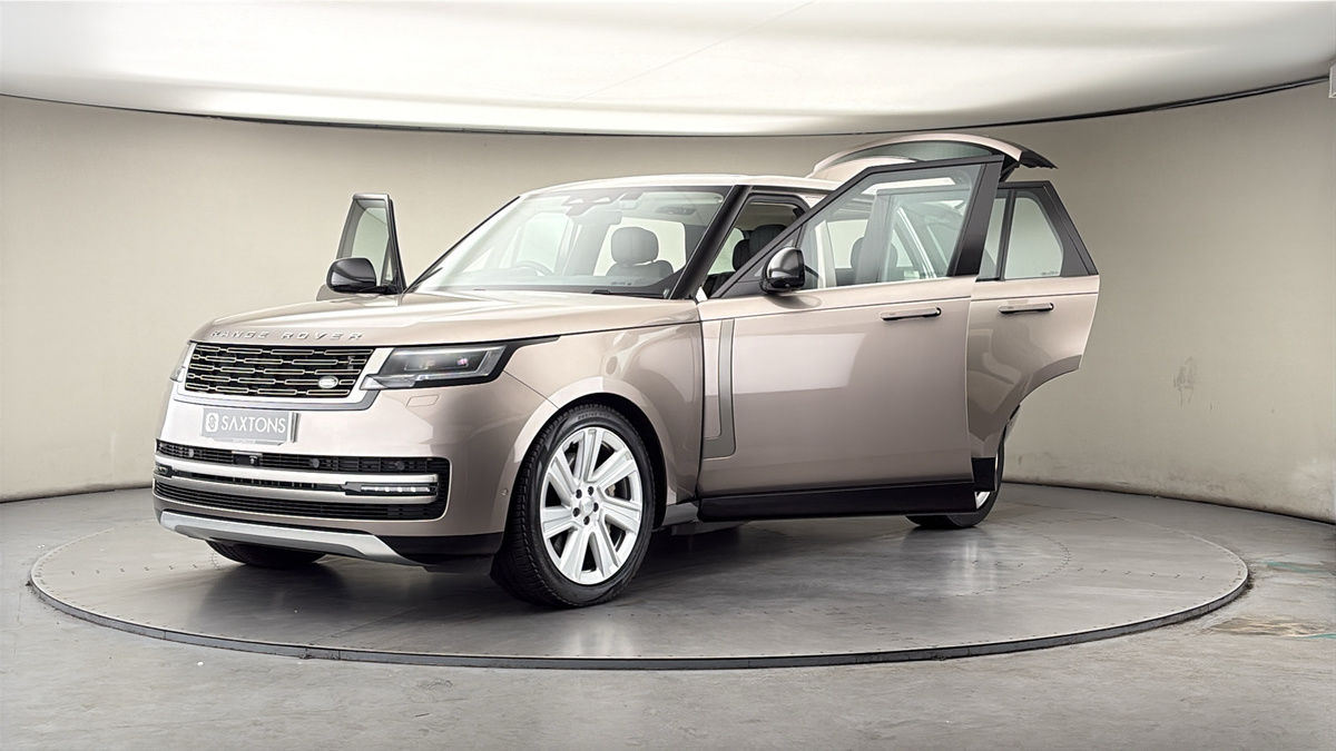 More views of Land Rover Range Rover