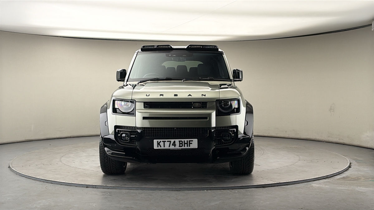 Land Rover Defender 110 Urban Image 3