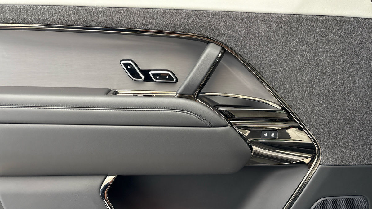 Land Rover Range Rover Sport Urban Image 37