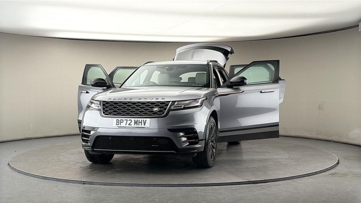 More views of Land Rover Range Rover Velar