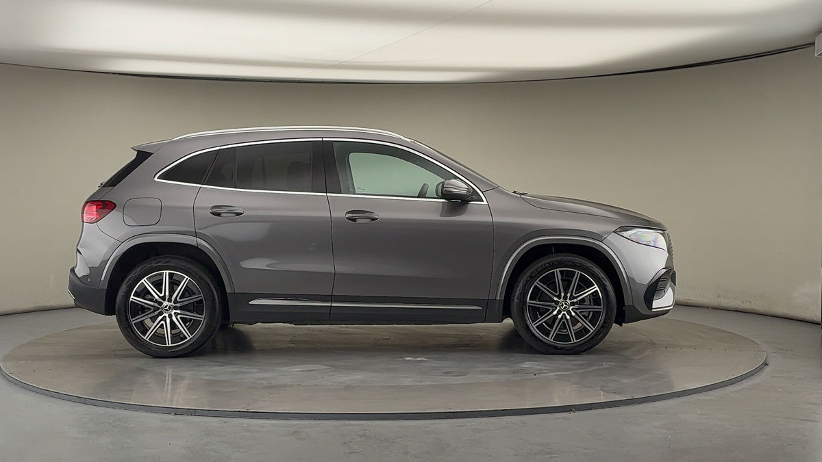 Mercedes-Benz EQA Image 16