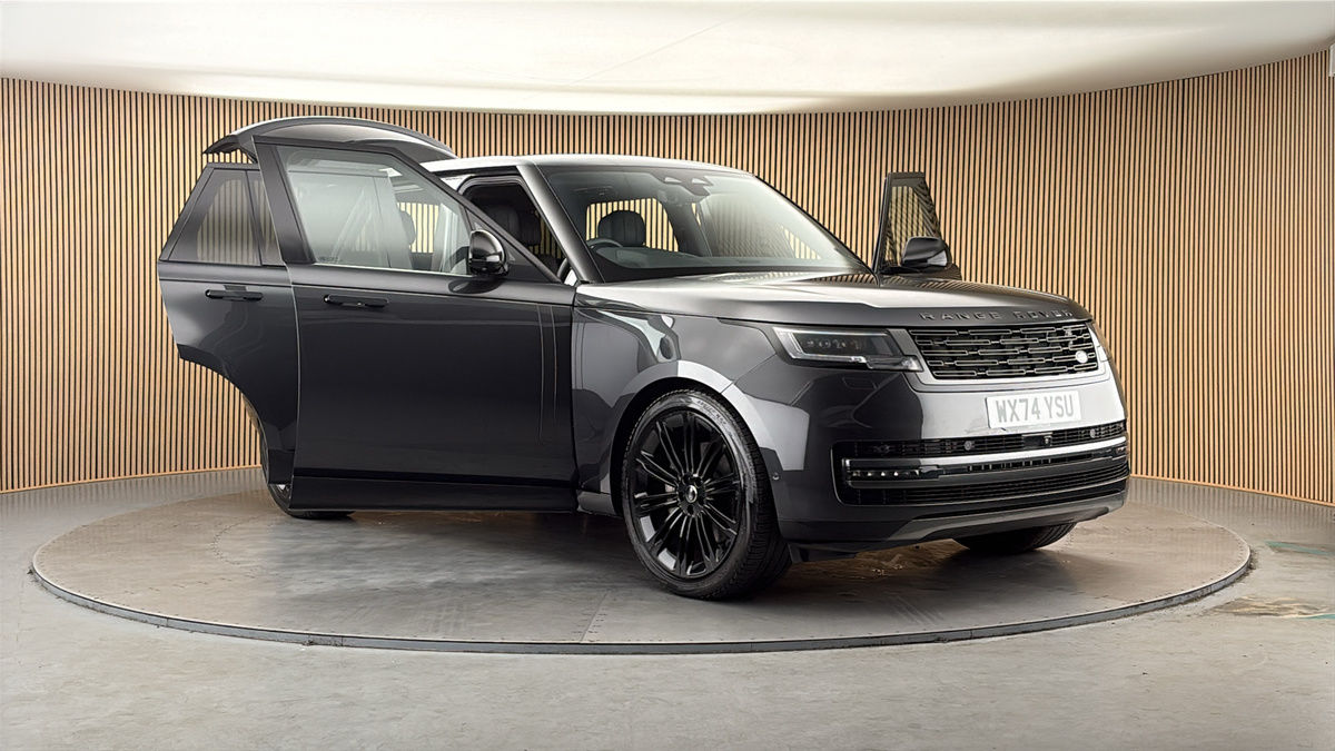 More views of Land Rover Range Rover