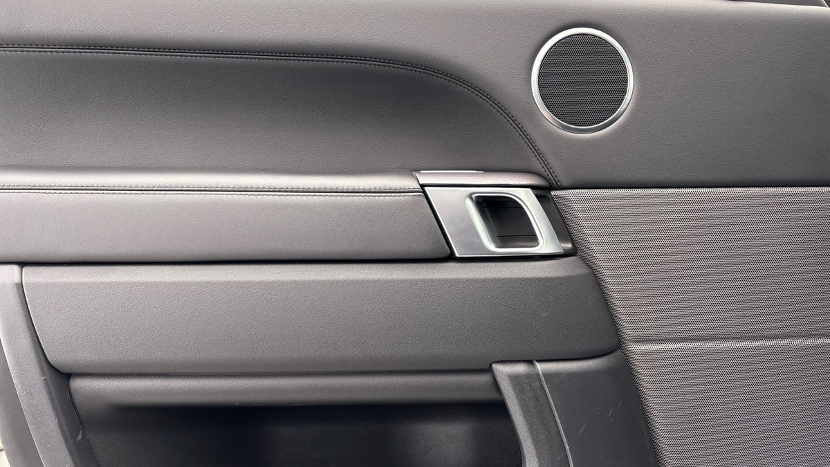 Land Rover Range Rover Sport Image 19