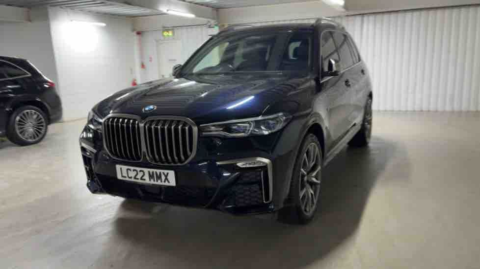 More views of BMW X7