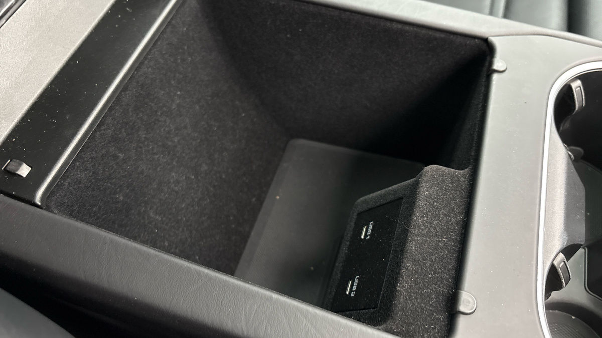 Porsche Cayenne Image 31