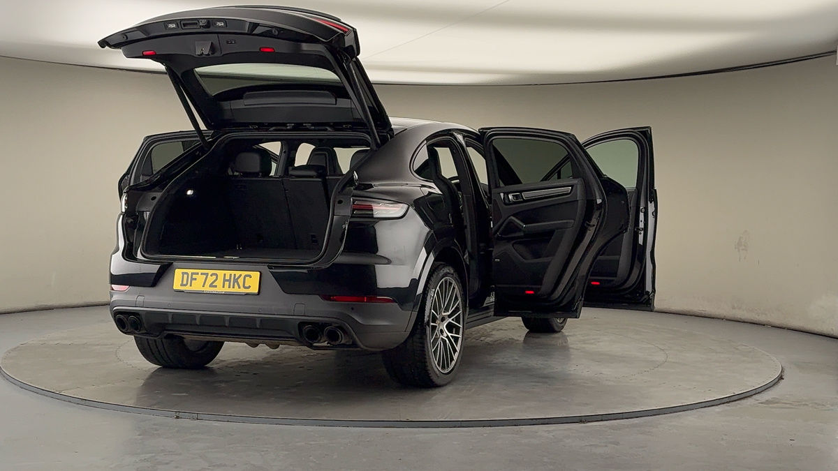 More views of Porsche Cayenne