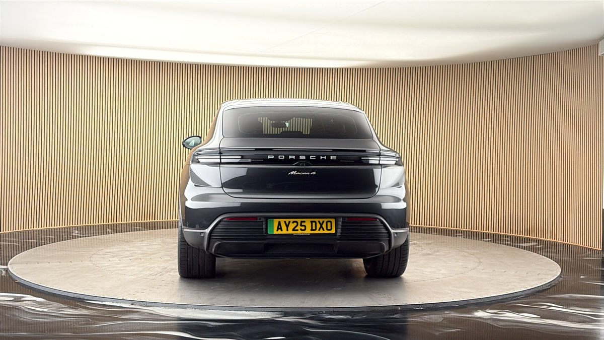 More views of Porsche Macan