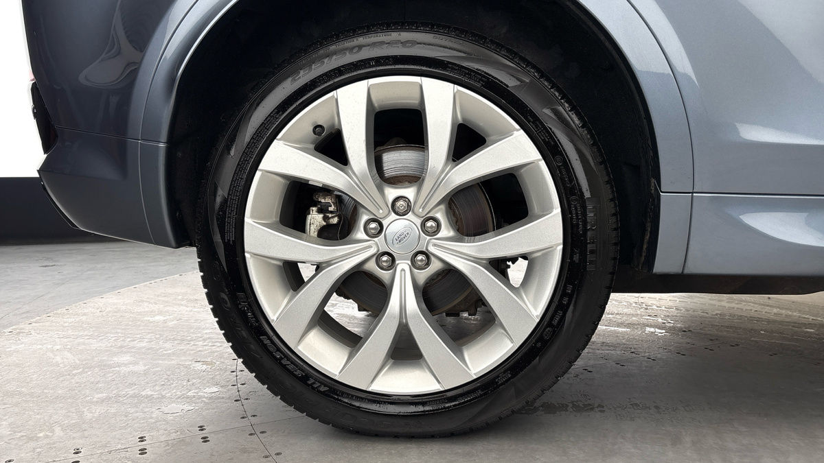 Land Rover Discovery Sport Image 10