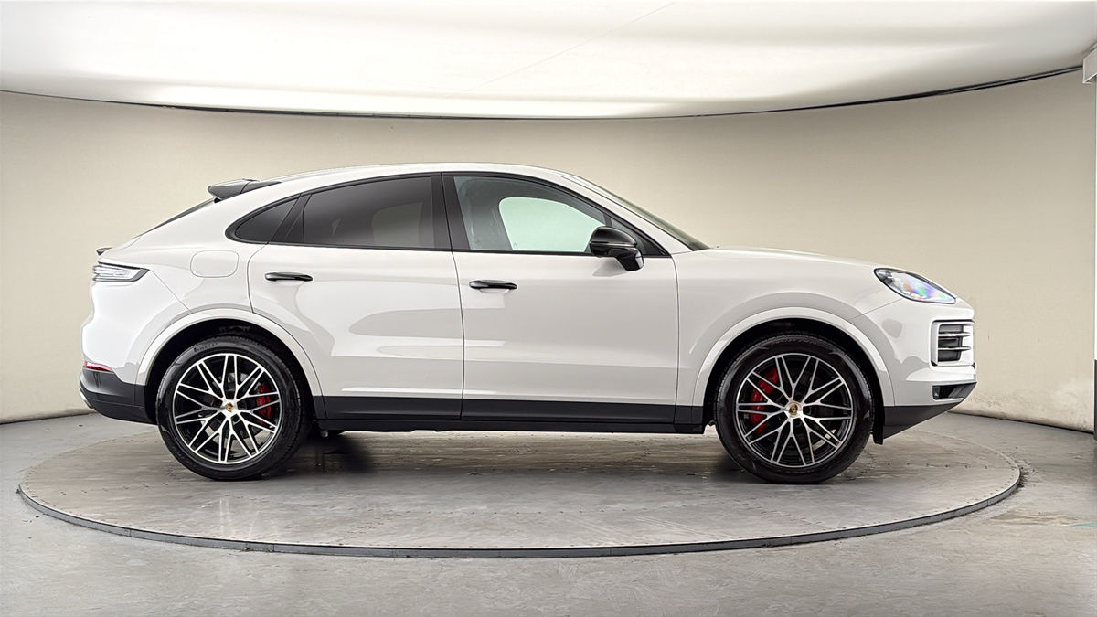 More views of Porsche Cayenne
