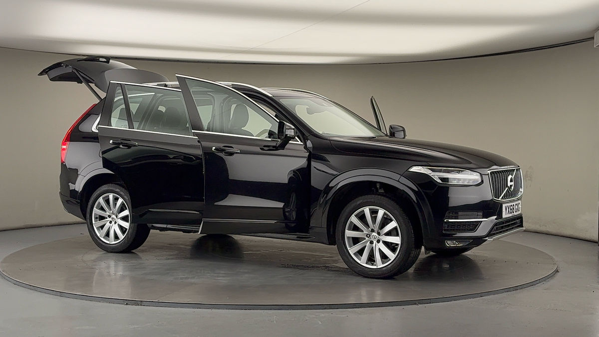 More views of Volvo XC90