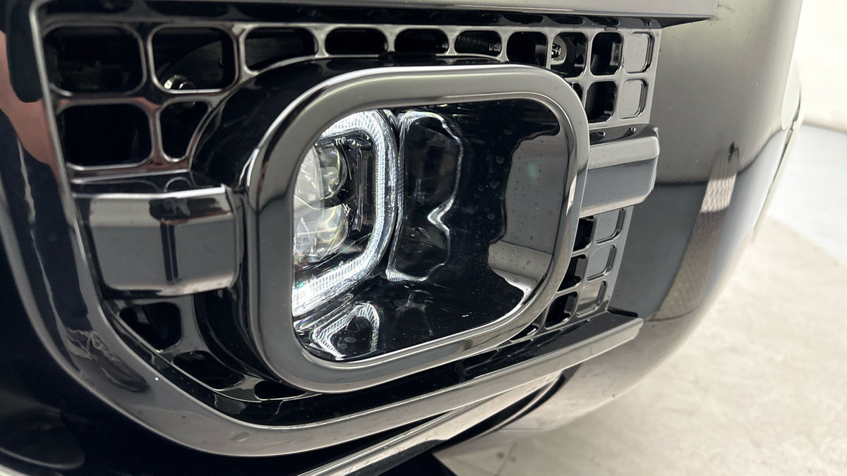 Land Rover Defender 90 Urban Image 27