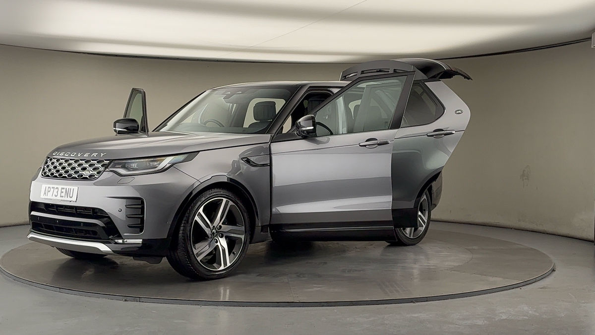 More views of Land Rover Discovery