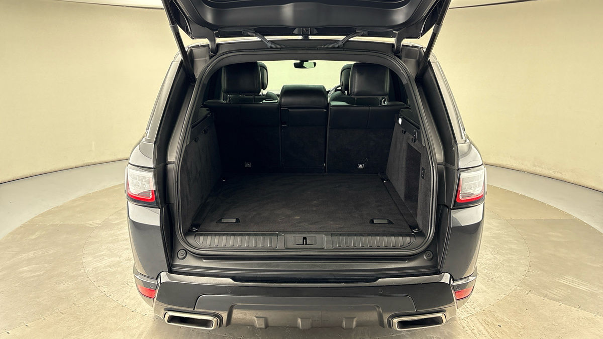 Land Rover Range Rover Sport Image 11