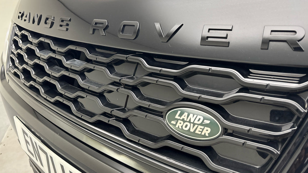 Land Rover Range Rover Sport Image 24