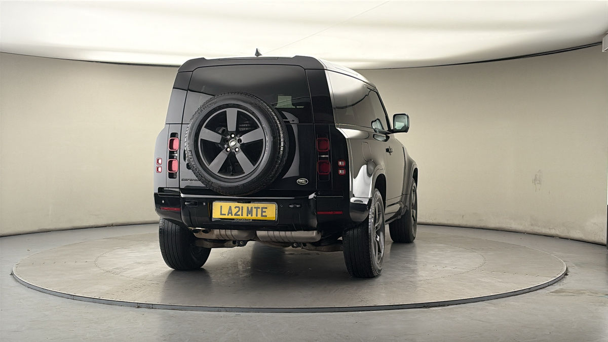 More views of Land Rover Defender 90