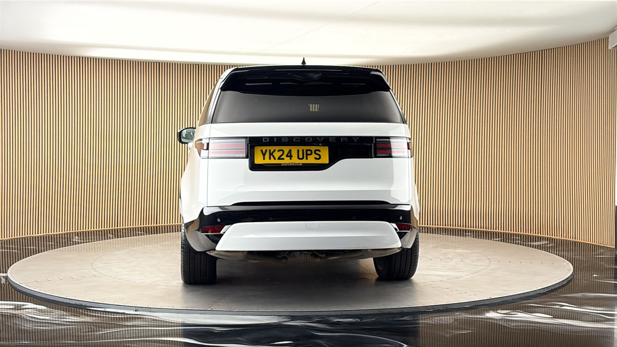 More views of Land Rover Discovery