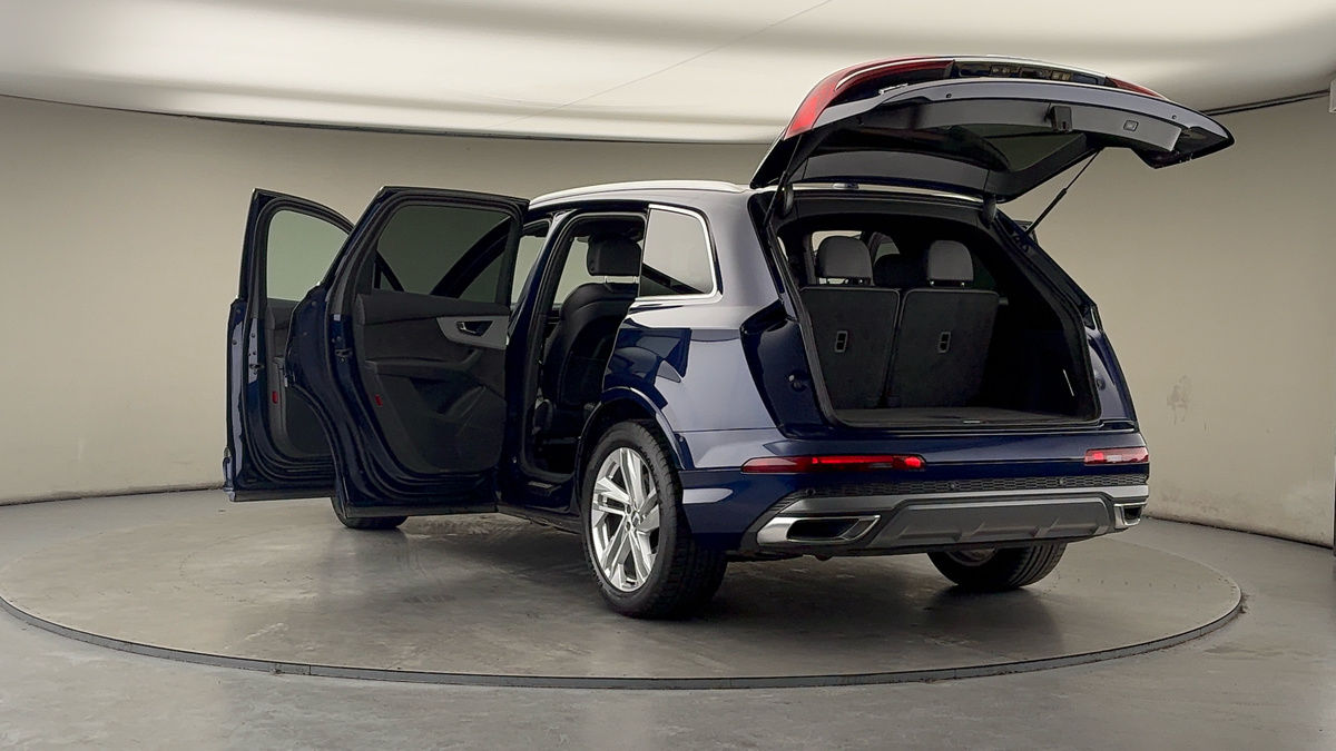 Audi Q7 Image 46