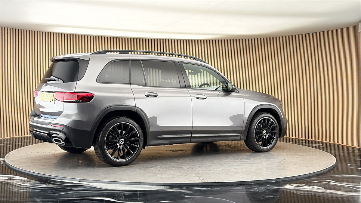 More views of Mercedes-Benz GLB