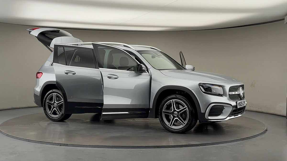 More views of Mercedes-Benz GLB