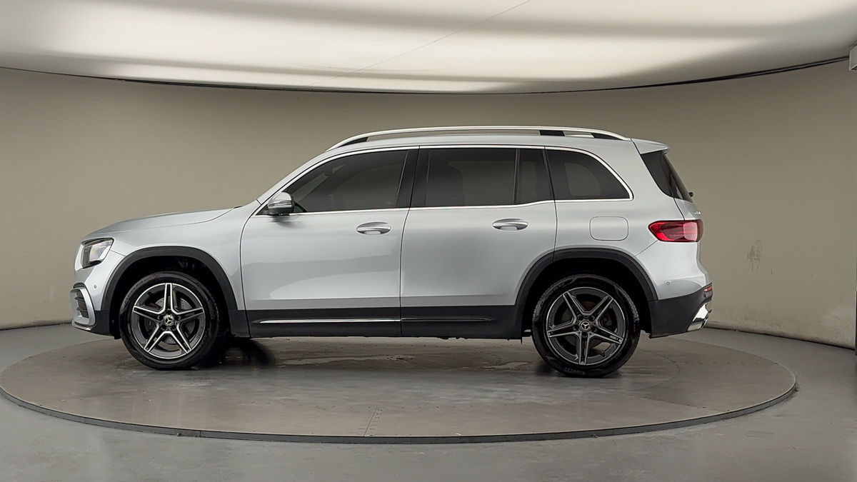 More views of Mercedes-Benz GLB