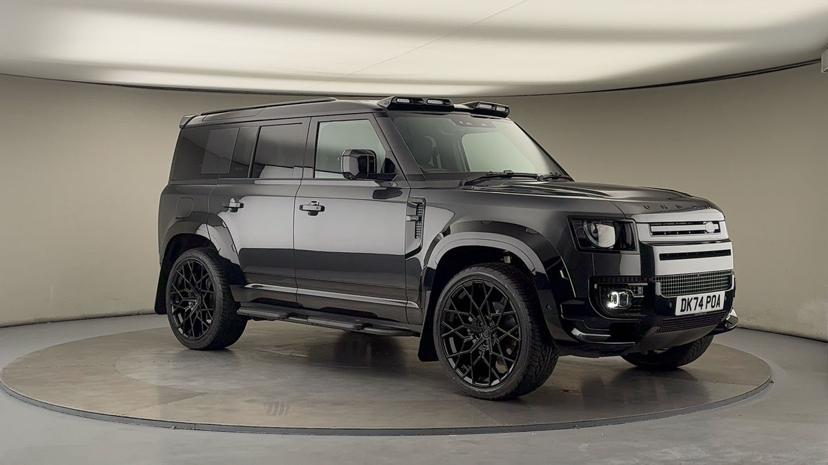 More views of Land Rover Defender 110