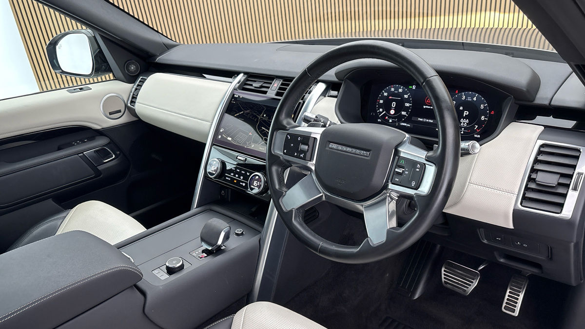 Land Rover Discovery Image 5