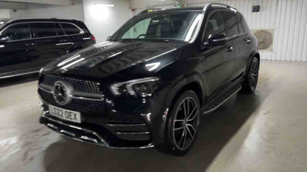 More views of Mercedes-Benz GLE