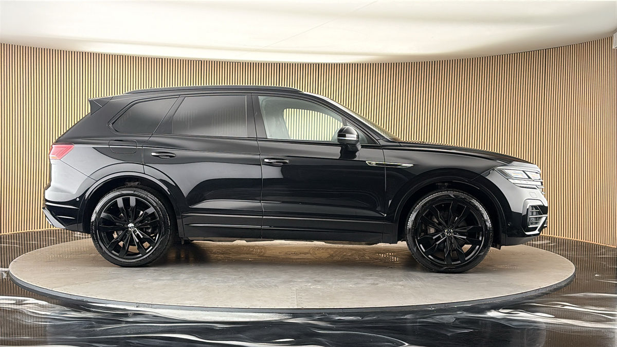 More views of Volkswagen Touareg