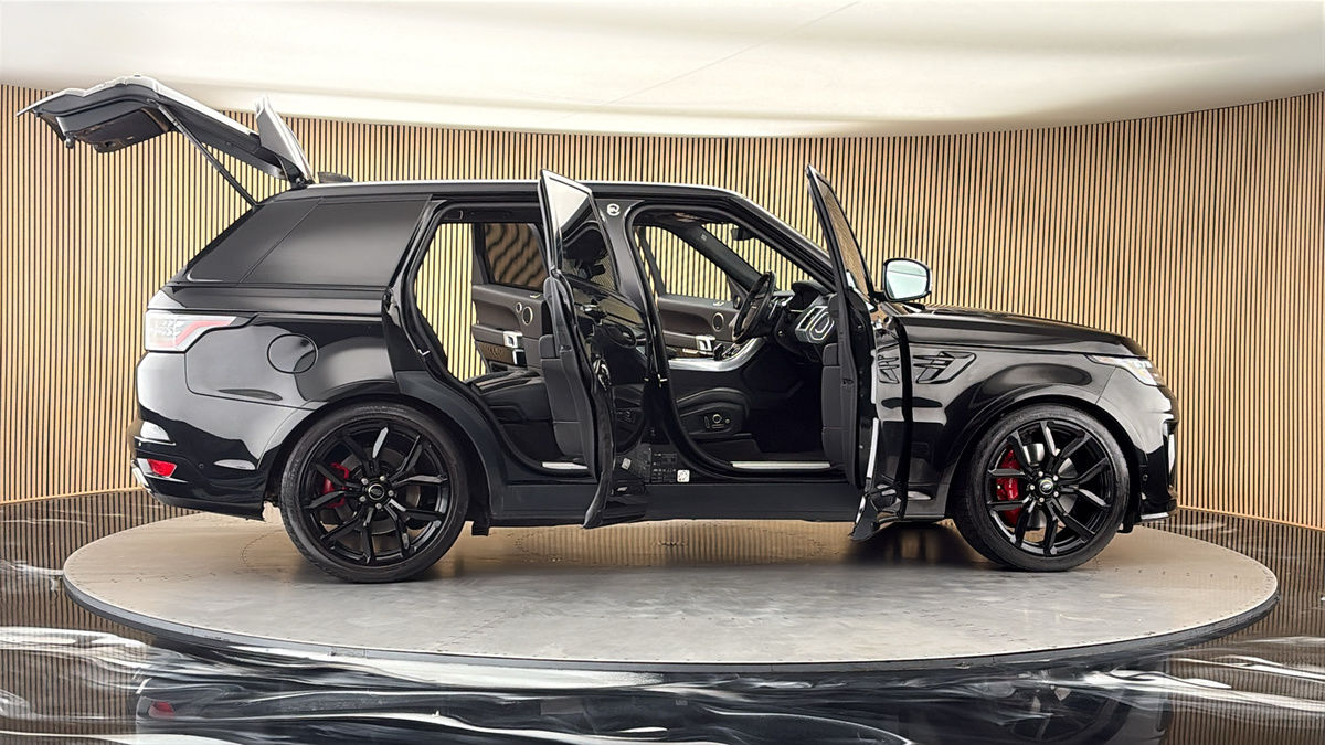 More views of Land Rover Range Rover Sport