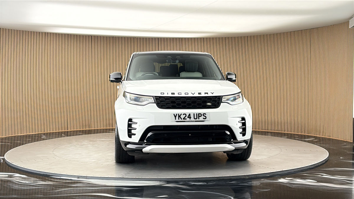 More views of Land Rover Discovery