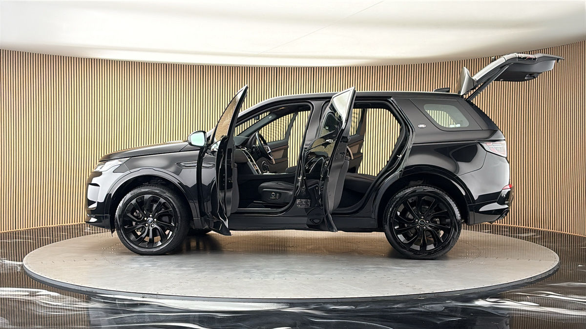 More views of Land Rover Discovery Sport