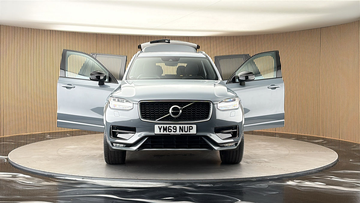 More views of Volvo XC90