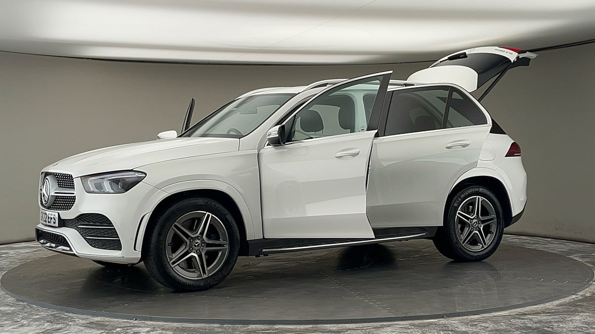 More views of Mercedes-Benz GLE