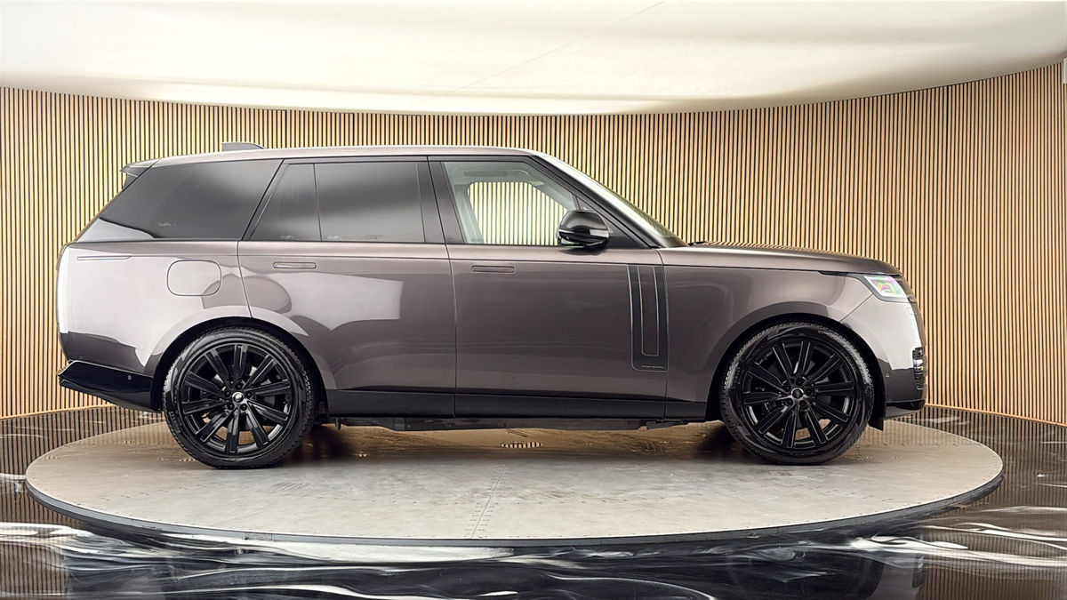 Land Rover Range Rover Image 16