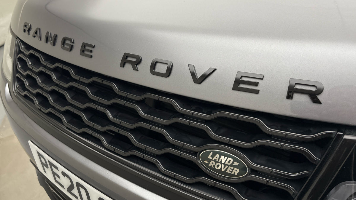Land Rover Range Rover Sport Image 24