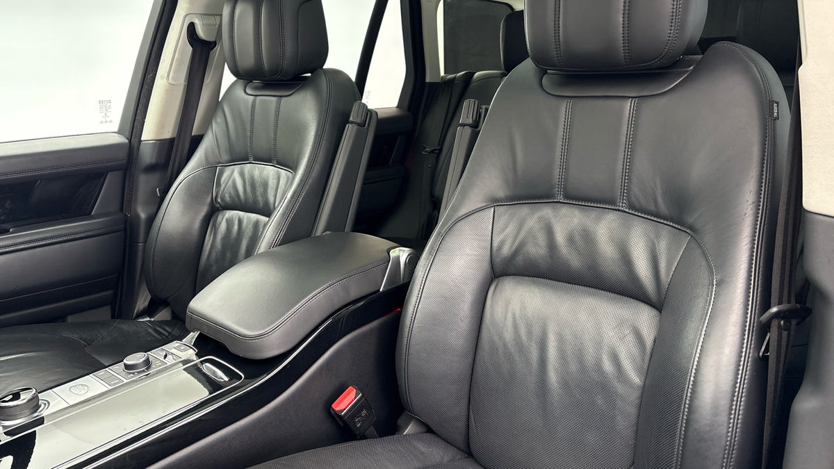 Land Rover Range Rover Image 7