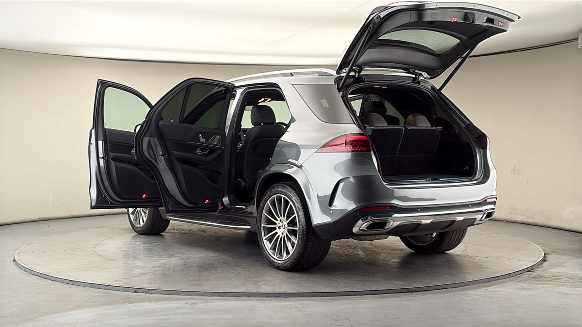 Mercedes-Benz GLE Image 23